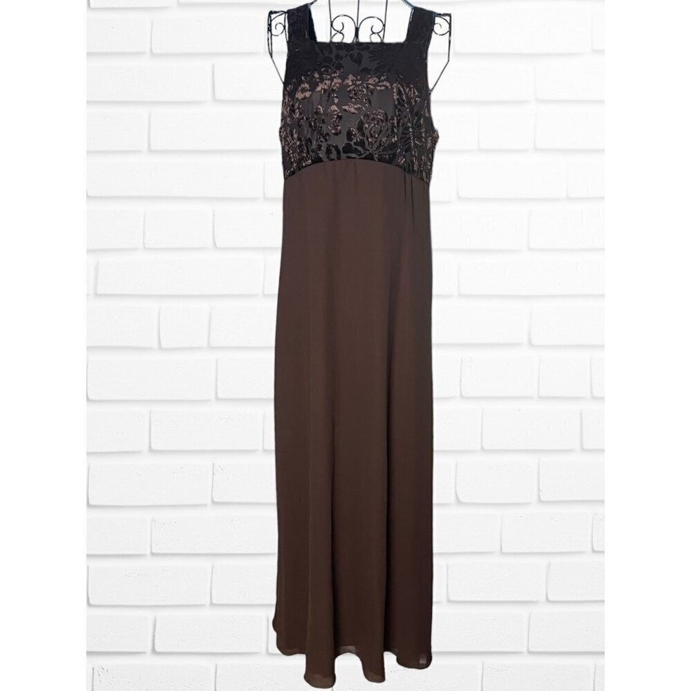 Vintage Rhapsody Size 8 Square Neck Semi Formal Brown Maxi‎ Dress Lace Bodice